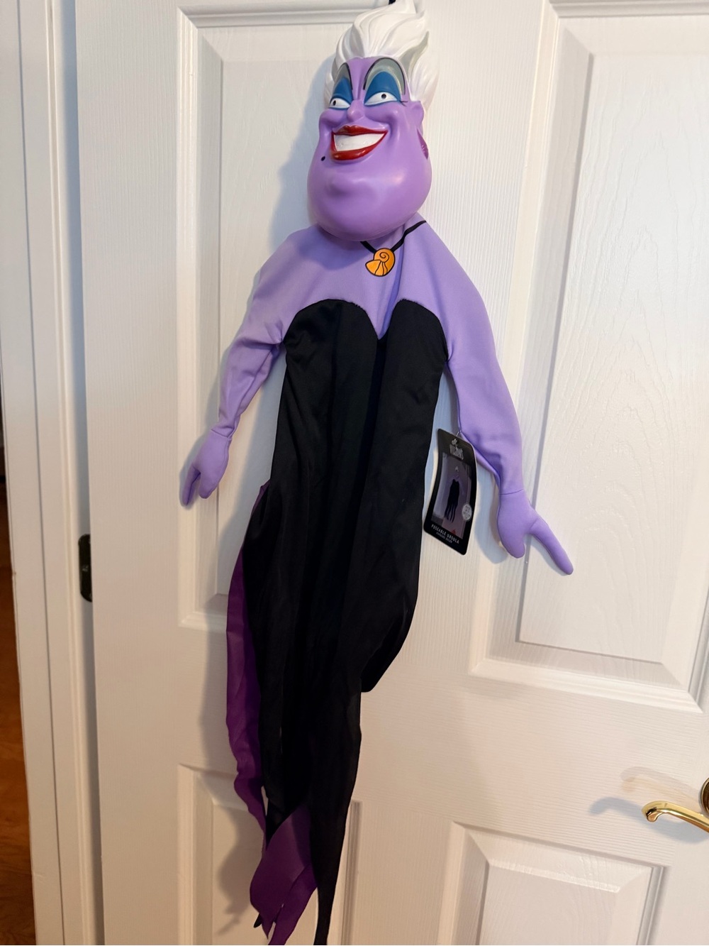 Halloween decor hanging posable Ursula